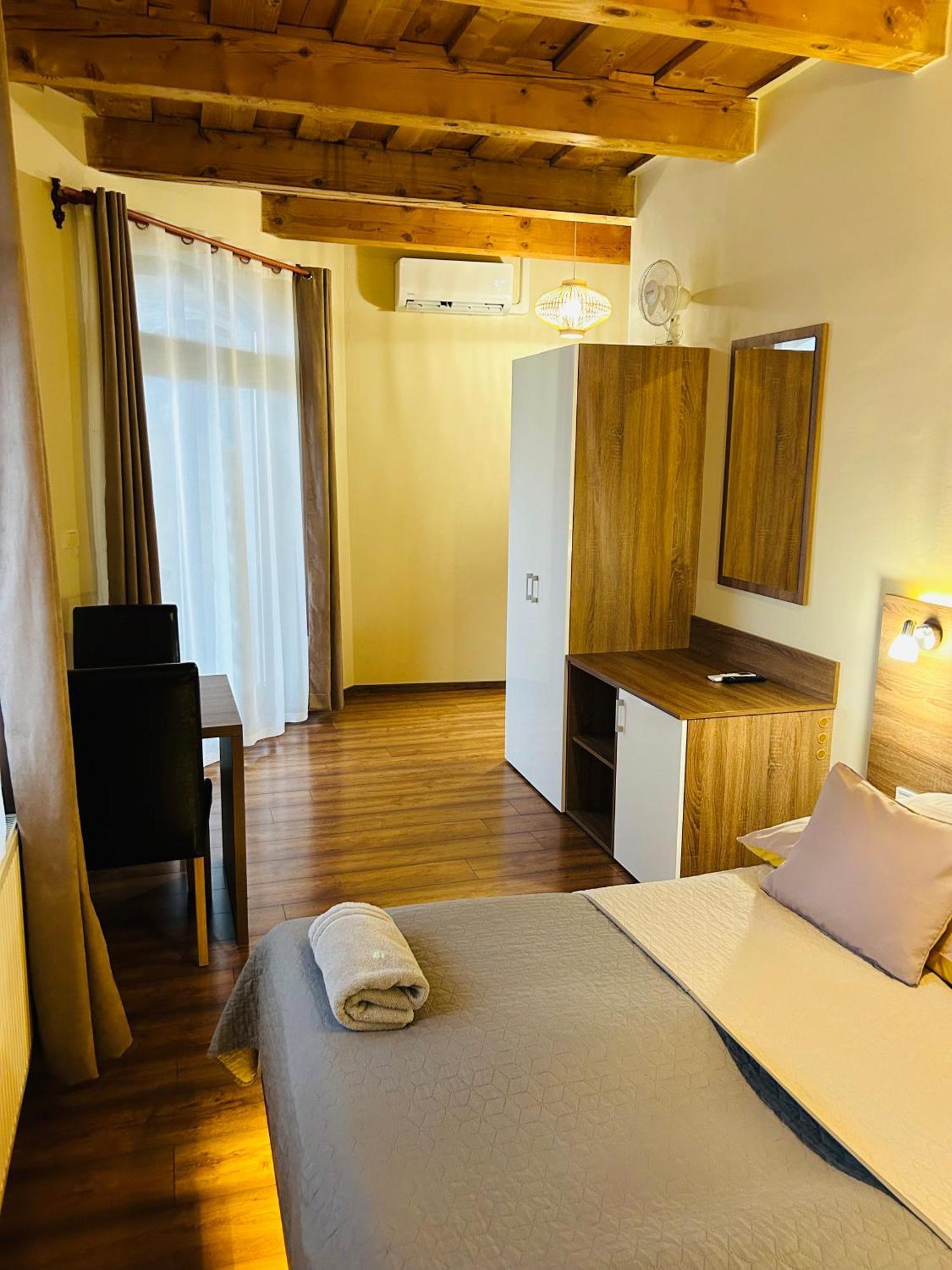 Harmonia Vendeghaz Hotel มิชโคลซ์ ภายนอก รูปภาพ