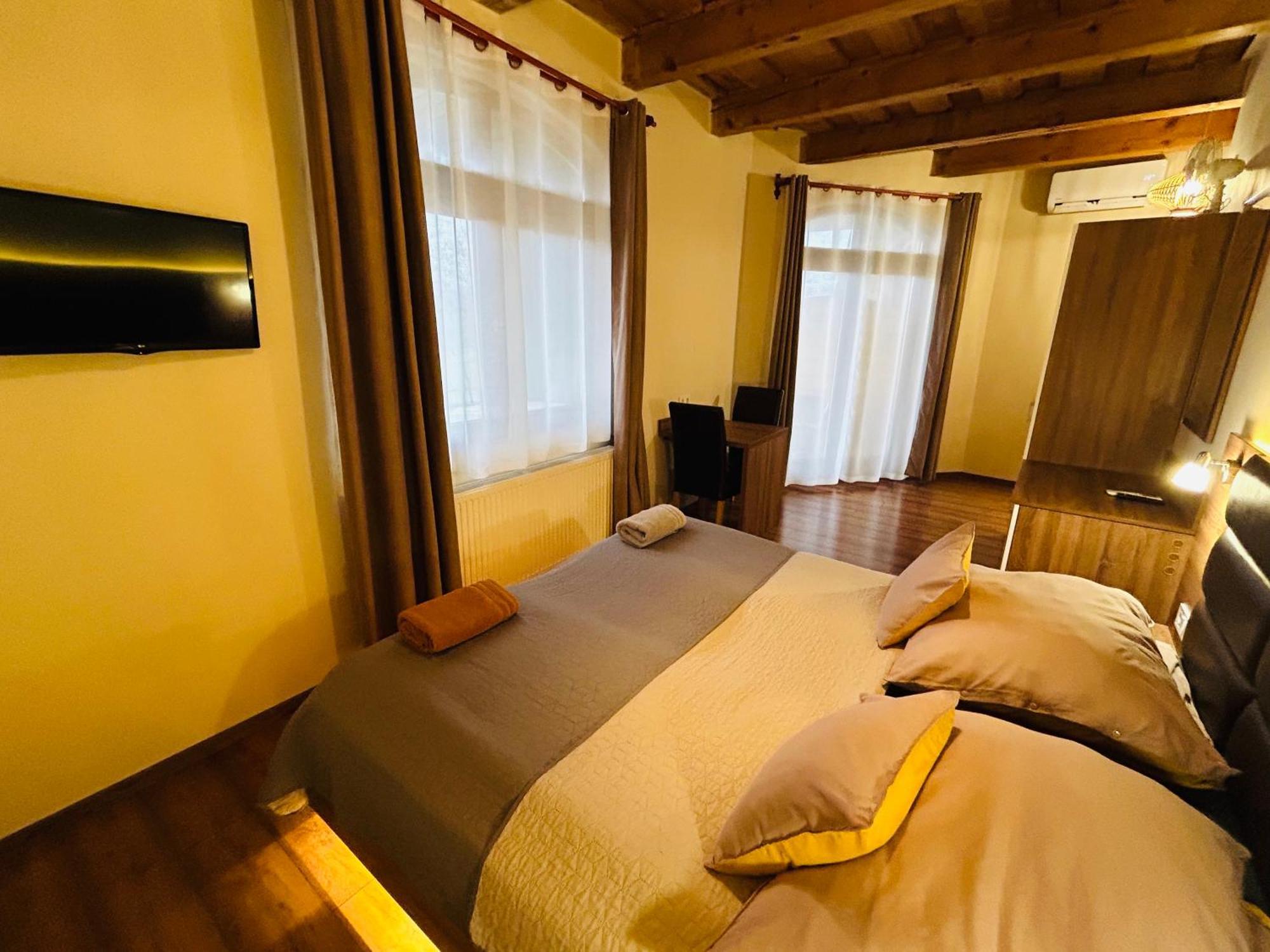 Harmonia Vendeghaz Hotel มิชโคลซ์ ภายนอก รูปภาพ